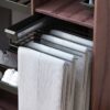 Giá treo quần âu âm tủ ray giảm chấn Taura SV13 3 Giá treo quần âu âm tủ ray giảm chấn Taura SV13