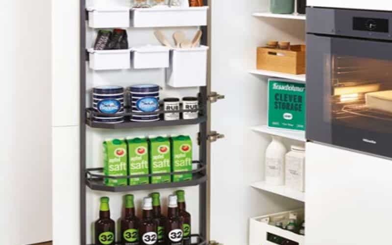 Ảnh Vì Sao Nên Sở Hữu Một Tủ Đồ Khô Cho Căn Bếp Hiện Đại? - 1