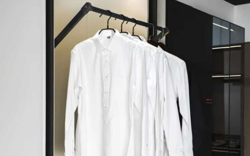 Thanh treo quần áo thông minh âm tủ chính hãng