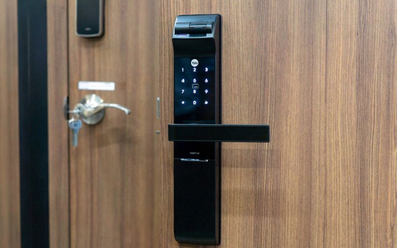 Khóa Cửa Chống Trộm An Toàn Tiện Lợi