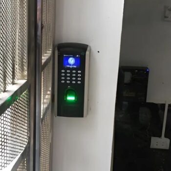 Ảnh Phụ kiện nội thất thông minh Taura - 90 Khóa Cửa Chống Trộm Cho Nhà Trọ