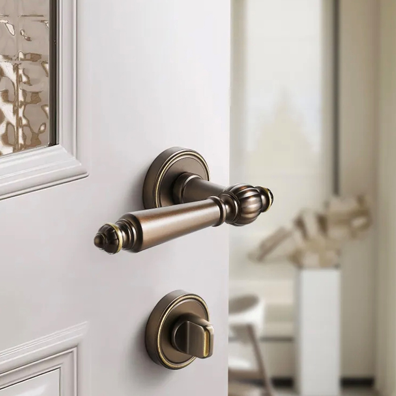 Ảnh Khoá cửa phòng tay gạt hợp kim kiểu Pháp Taura C82Z322 - 14 Ảnh Khoá Cửa Phòng Tay Gạt Hợp Kim Kiểu Pháp Taura C82Z322 - 13