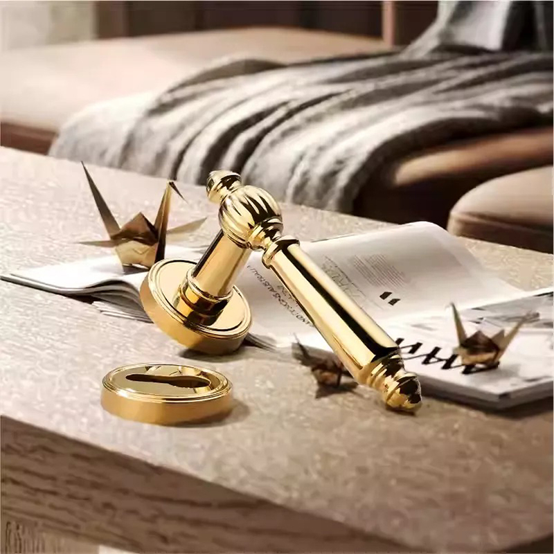 Ảnh Khoá cửa phòng tay gạt hợp kim kiểu Pháp Taura C82Z322 - 8 Ảnh Khoá Cửa Phòng Tay Gạt Hợp Kim Kiểu Pháp Taura C82Z322 - 7