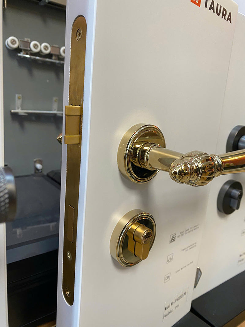 Ảnh Khoá cửa phòng tay gạt hợp kim kiểu Pháp Taura C82Z322 - 18 Ảnh Khoá Cửa Phòng Tay Gạt Hợp Kim Kiểu Pháp Taura C82Z322 - 17