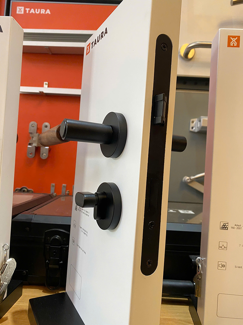 Ảnh Khoá Cửa Tay Gạt Hợp Kim Phối Gỗ Bắc Âu Taura D72Z267 - 15