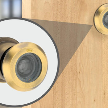 Có Nên Lắp Mắt Thần Cửa Không? 5 Lý Do Bạn Không Nên Bỏ Qua